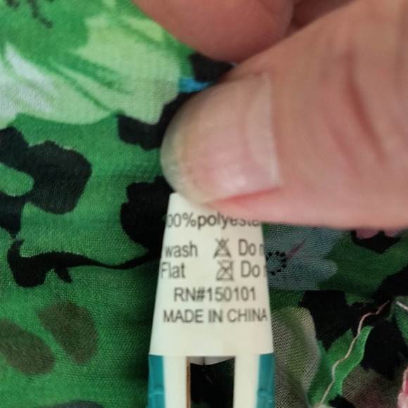 Pink Floral Wrap scarf Women's One Size Fits Most - Picture 8 of 9